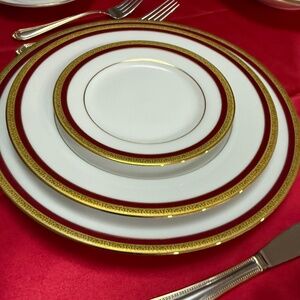 Charter Club Grand Buffet Gold Red 5-Piece